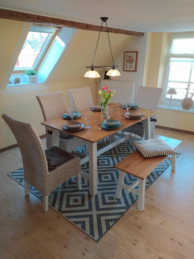 Ferienwohnung In Der Altstadt Von ハイリゲンハーフェン エクステリア 写真