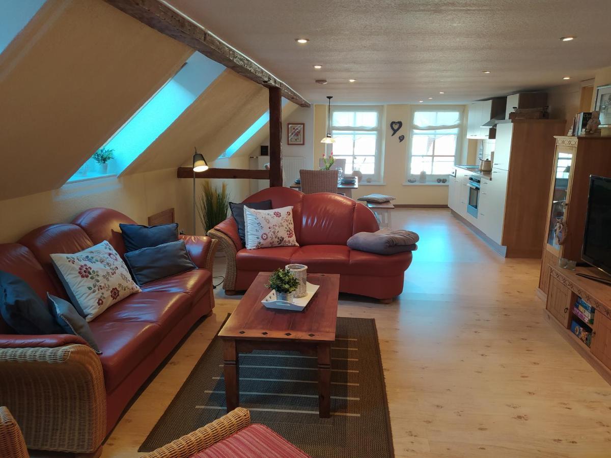 Ferienwohnung In Der Altstadt Von ハイリゲンハーフェン エクステリア 写真