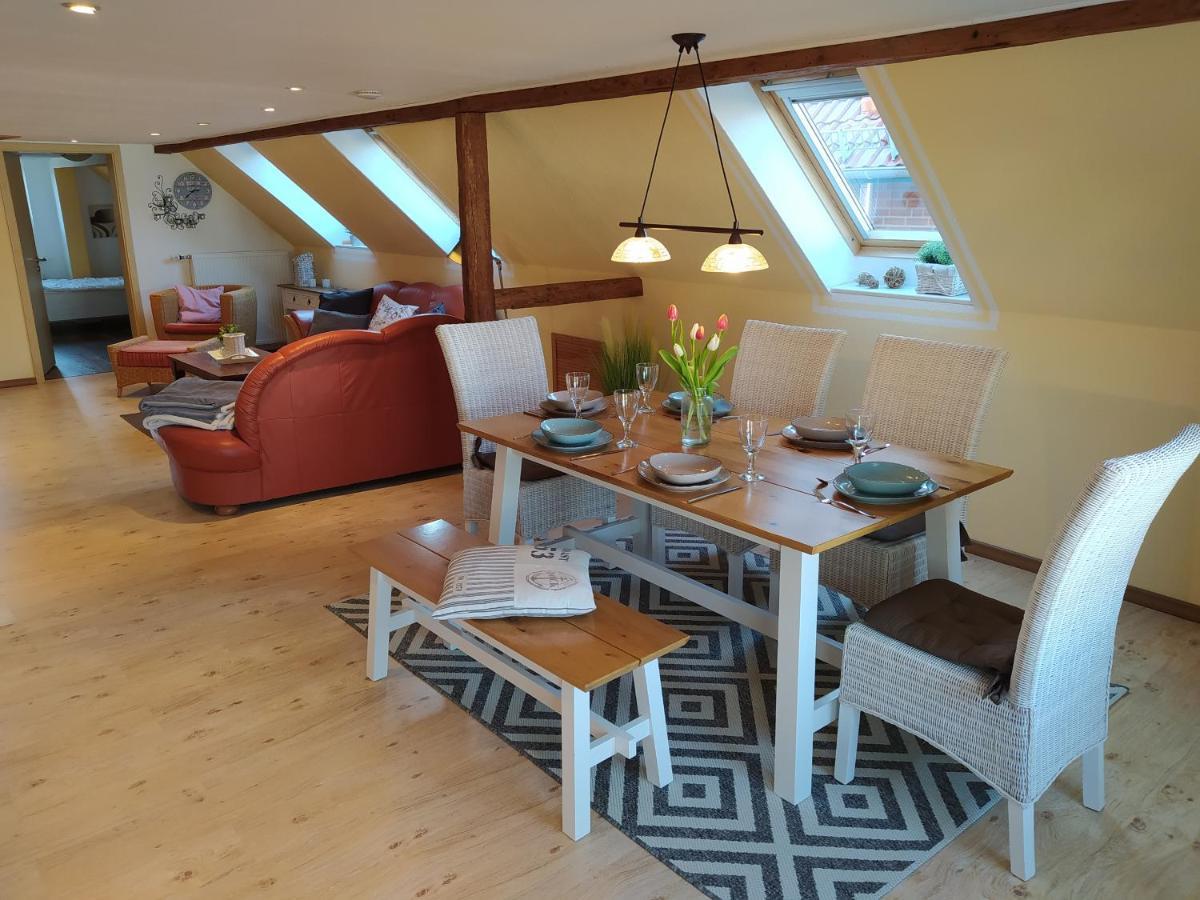 Ferienwohnung In Der Altstadt Von ハイリゲンハーフェン エクステリア 写真
