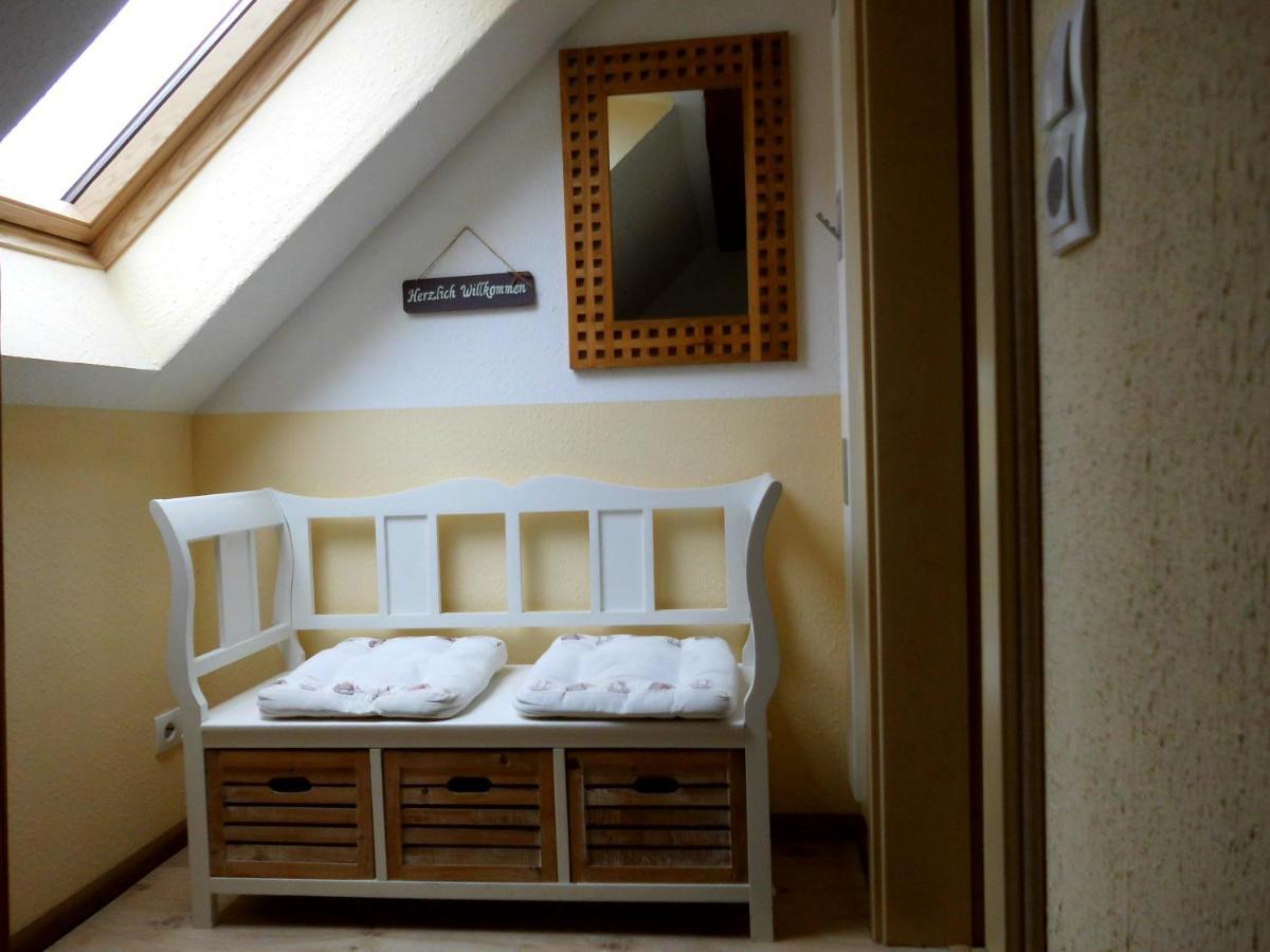 Ferienwohnung In Der Altstadt Von ハイリゲンハーフェン エクステリア 写真